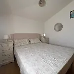 Apartmán Bright Escape Near The *
