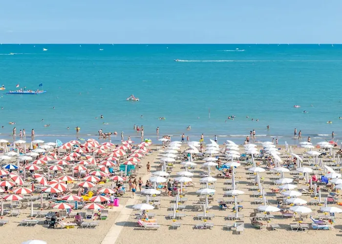 Apartment Bright Escape Near The