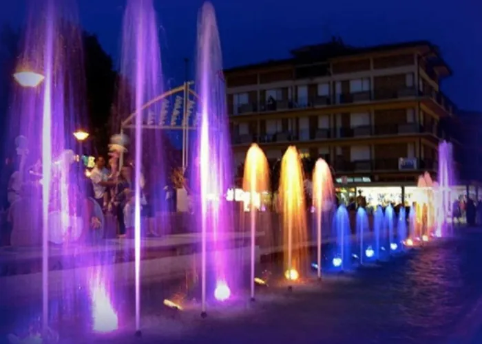 Bright Escape Near The דירה